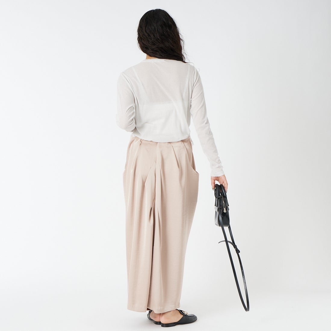 DIGNITE COLLIER [ディニテコリエ] サテンタックドレープスカート [80256516] 012 ﾋﾟﾝｸ &&モデル身長：162cm 着用サイズ：F&&