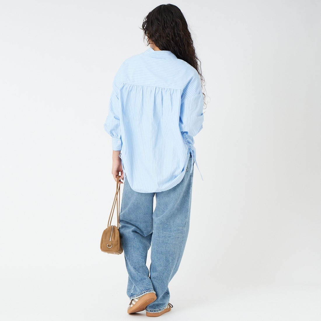 Jf Ready Made [ジェイエフレディメイド] シャーリングシャツ [3110306] 510 ｻｯｸｽST &&モデル身長：162cm 着用サイズ：F&&