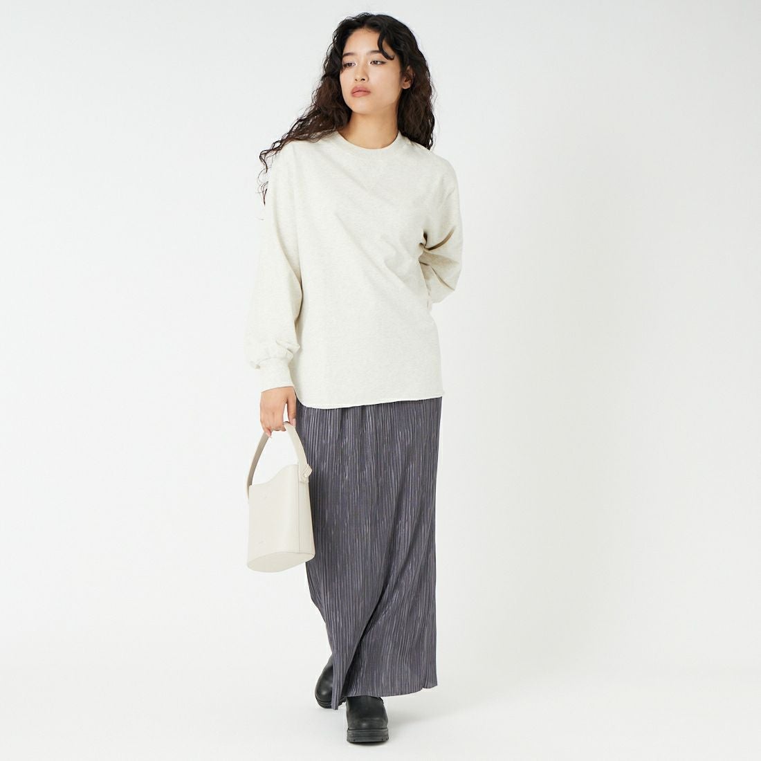 Jf Ready Made [ジェイエフレディメイド] ダブルガゼット裏毛プルオーバー [3110102] 822 ｵｰﾄﾐｰﾙ &&モデル身長：162cm 着用サイズ：F&&