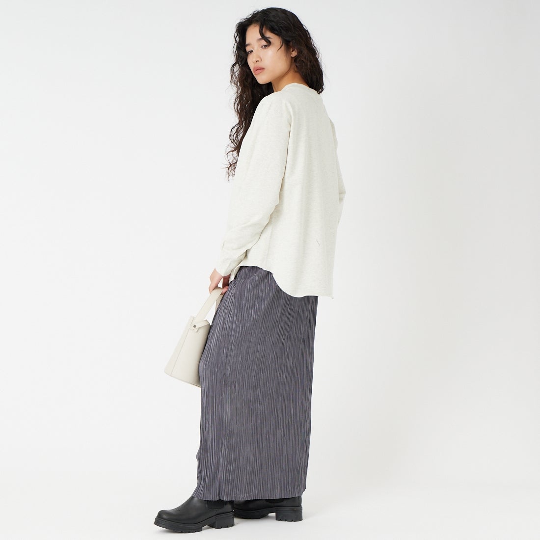 Jf Ready Made [ジェイエフレディメイド] ダブルガゼット裏毛プルオーバー [3110102] 822 ｵｰﾄﾐｰﾙ &&モデル身長：162cm 着用サイズ：F&&