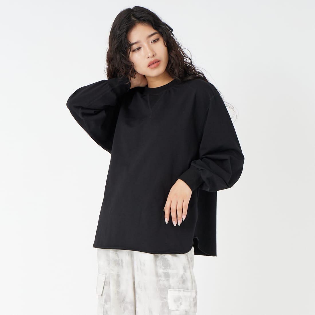 Jf Ready Made [ジェイエフレディメイド] ダブルガゼット裏毛プルオーバー [3110102] 801 ﾌﾞﾗｯｸ &&モデル身長：162cm 着用サイズ：F&&