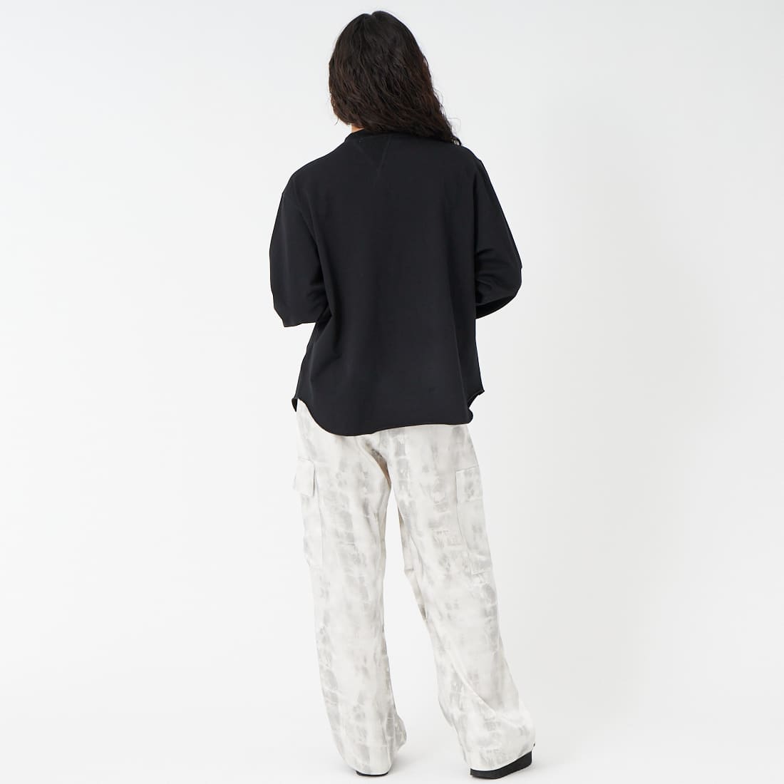 Jf Ready Made [ジェイエフレディメイド] ダブルガゼット裏毛プルオーバー [3110102] 801 ﾌﾞﾗｯｸ &&モデル身長：162cm 着用サイズ：F&&