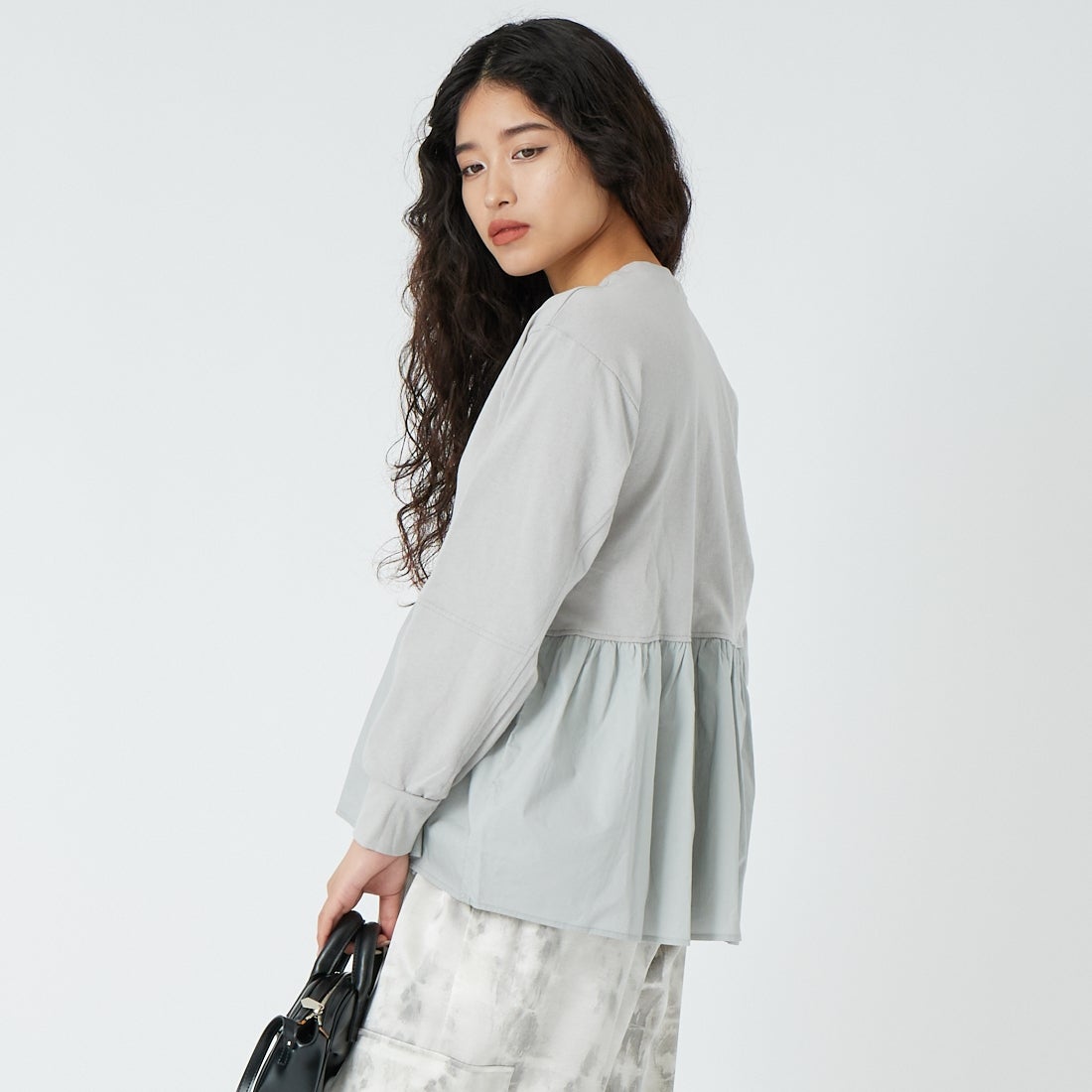 Jf Ready Made [ジェイエフレディメイド] 布帛ウエスト切替プルオーバー [3110103] 805 ｸﾞﾚｲ &&モデル身長：162cm 着用サイズ：F&&