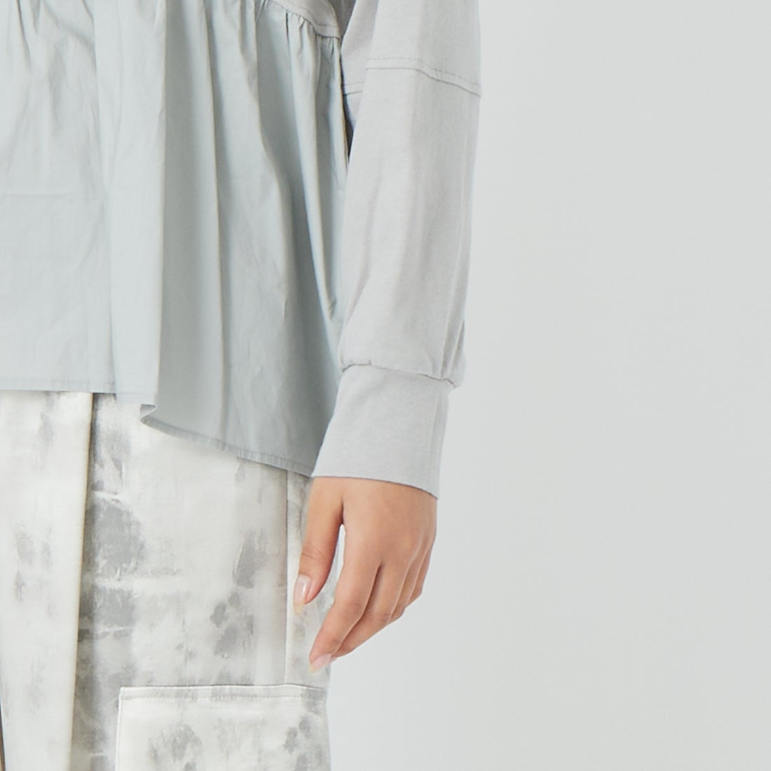 Jf Ready Made [ジェイエフレディメイド] 布帛ウエスト切替プルオーバー [3110103] 805 ｸﾞﾚｲ &&モデル身長：162cm 着用サイズ：F&&