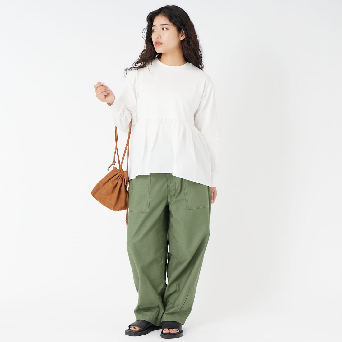 Jf Ready Made [ジェイエフレディメイド] 布帛ウエスト切替プルオーバー [3110103] 104 ｵﾌｼﾛ &&モデル身長：162cm 着用サイズ：F&&