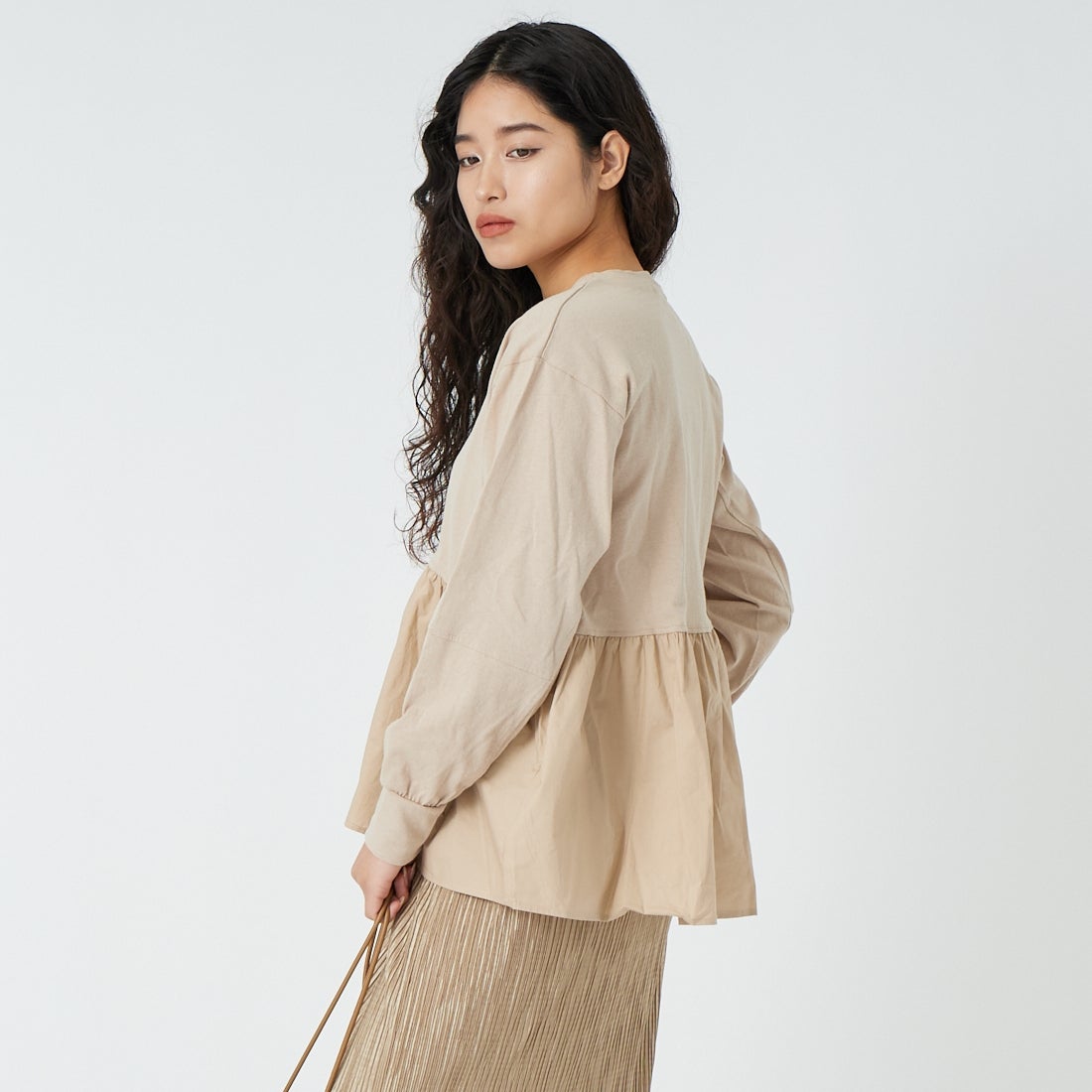 Jf Ready Made [ジェイエフレディメイド] 布帛ウエスト切替プルオーバー [3110103] 714 ｸﾞﾚｰｼﾞ &&モデル身長：162cm 着用サイズ：F&&