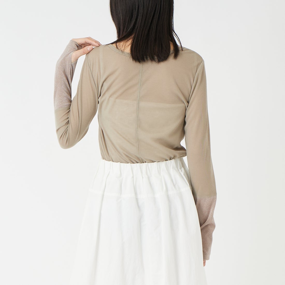 Jf Ready Made [ジェイエフレディメイド] 2WAYラメカフスインナー [922-15008] ｸﾞﾚｰｼﾞｭ &&モデル身長：162cm 着用サイズ：F&&