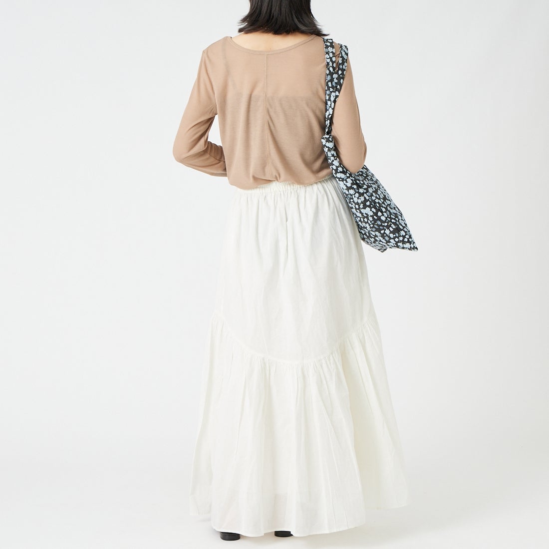 Jf Ready Made [ジェイエフレディメイド] 2WAYラメカフスインナー [922-15008] ｸﾞﾚｰｼﾞｭ &&モデル身長：162cm 着用サイズ：F&&