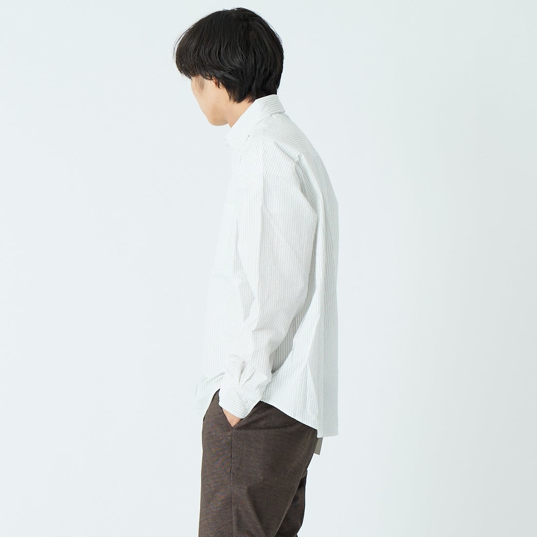 Jeans Factory Clothes [ジーンズファクトリークローズ] ビッグボタンダウンシャツ [JFC-261-023] A WH/BK ST &&モデル身長：179cm 着用サイズ：M&&