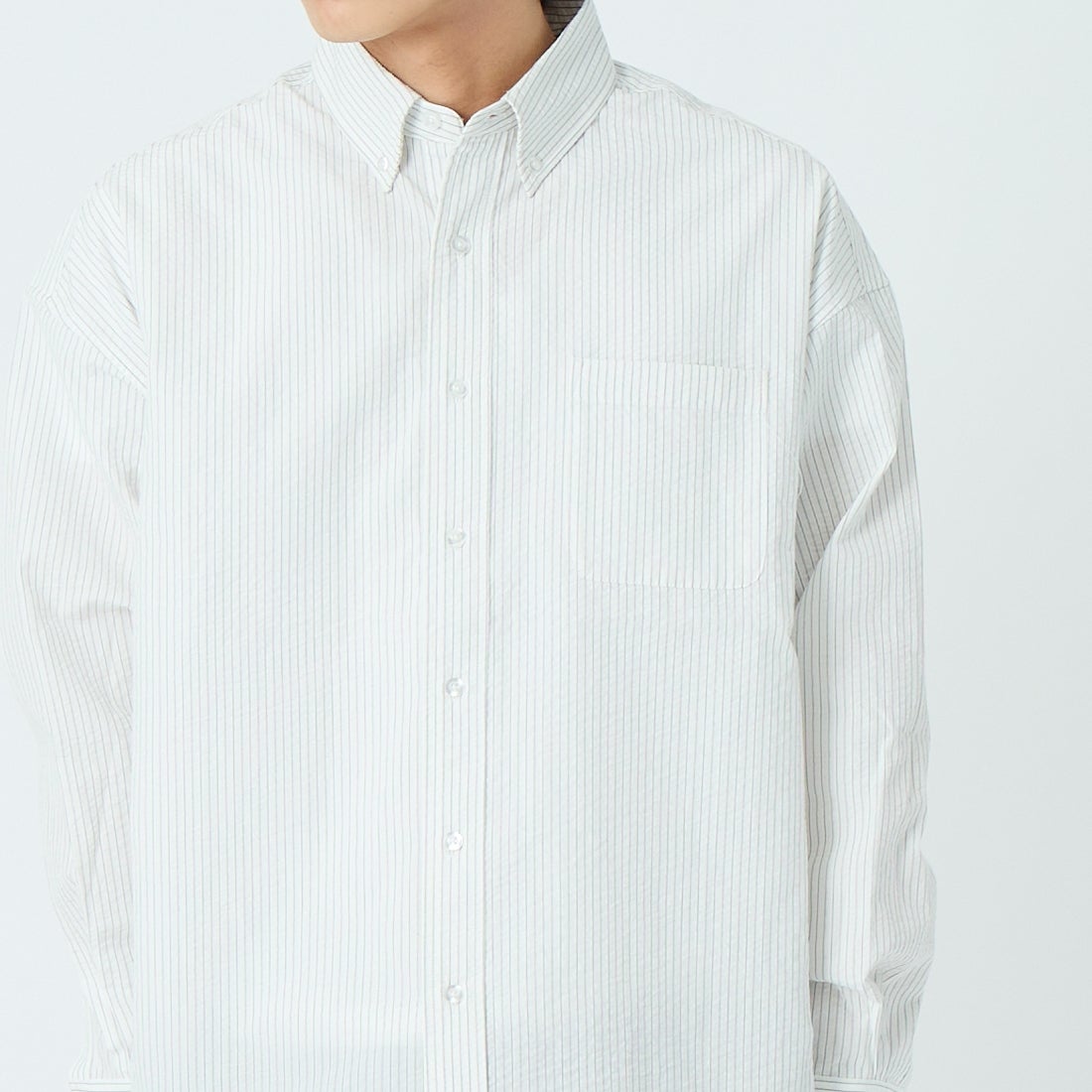 Jeans Factory Clothes [ジーンズファクトリークローズ] ビッグボタンダウンシャツ [JFC-261-023] A WH/BK ST &&モデル身長：179cm 着用サイズ：M&&