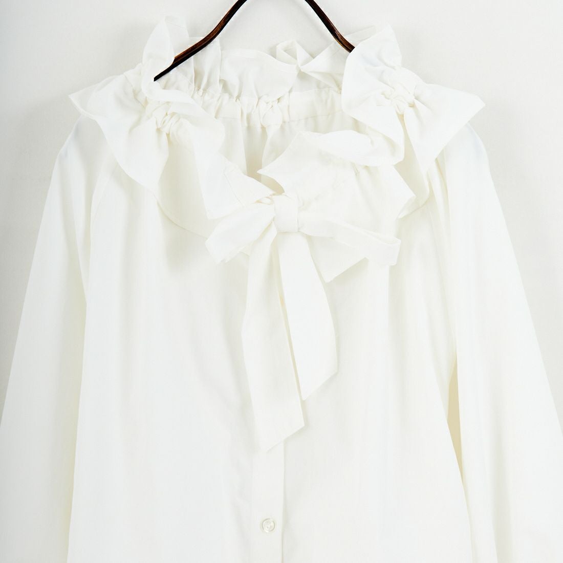 CLOCHE [クロシェ] フリルカラーシャツ [61085013] ｵﾌ