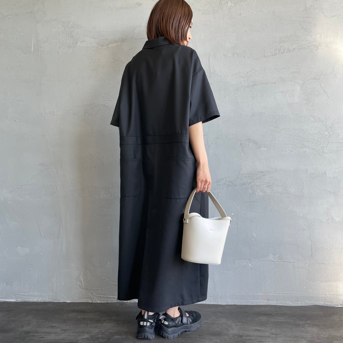 mizuiro ind [ミズイロインド] ペインターライクワンピース [1-250073] 99 BLACK &&モデル身長：159cm 着用サイズ：F&&