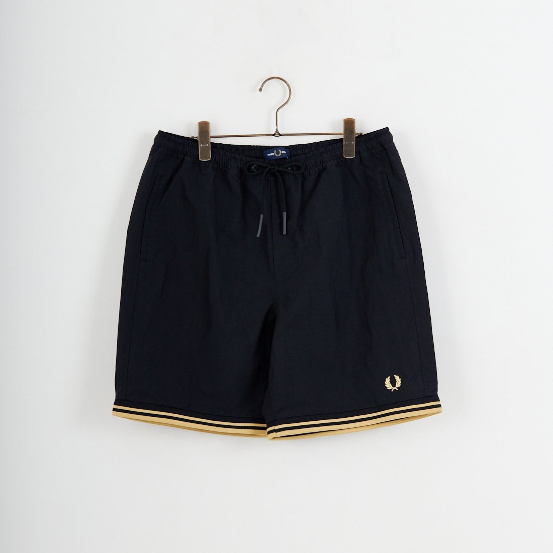 FRED PERRY [フレッドペリー] 別注 ツインティップライン ワンポイントロゴ刺繍 スイムショートパンツ [FPM-26S-020JF] BLACK/CHAM