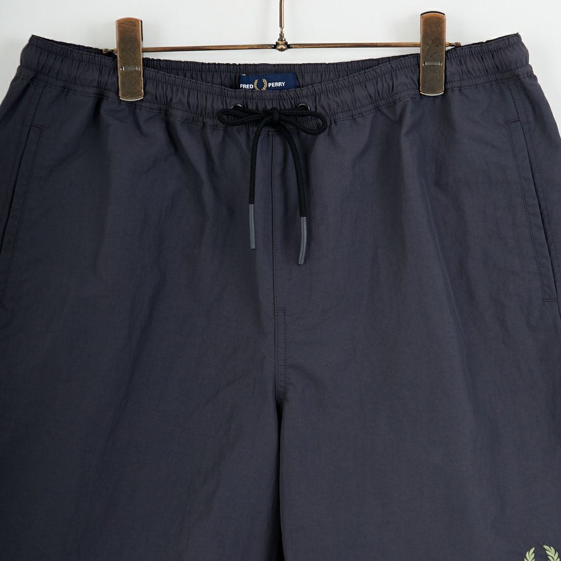 FRED PERRY [フレッドペリー] 別注 ツインティップライン ワンポイントロゴ刺繍 スイムショートパンツ [FPM-26S-020JF] ANCHOR GRE