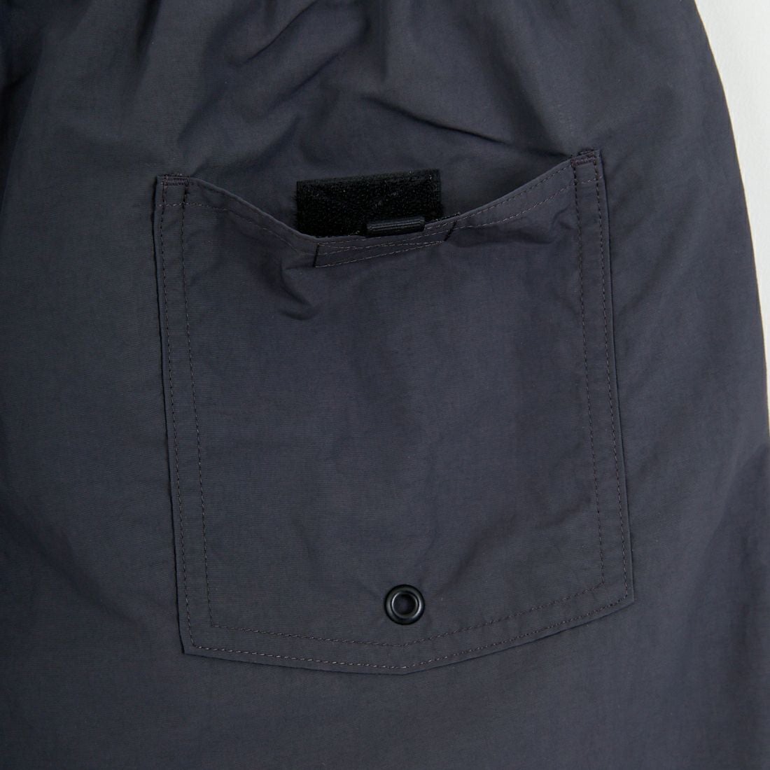 FRED PERRY [フレッドペリー] 別注 ツインティップライン ワンポイントロゴ刺繍 スイムショートパンツ [FPM-26S-020JF] ANCHOR GRE