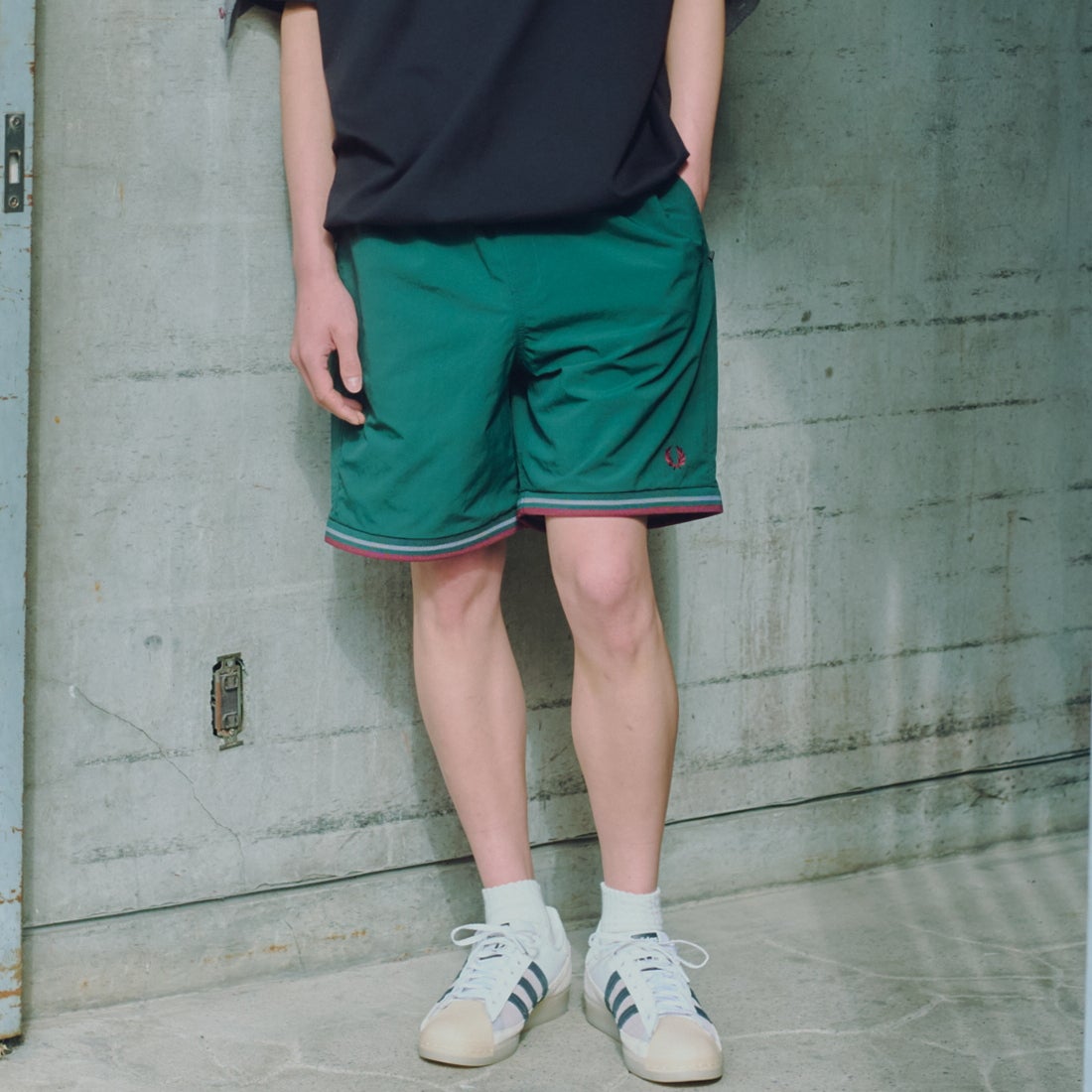 FRED PERRY [フレッドペリー] 別注 ツインティップライン ワンポイントロゴ刺繍 スイムショートパンツ [FPM-26S-020JF] GRASSROOTS