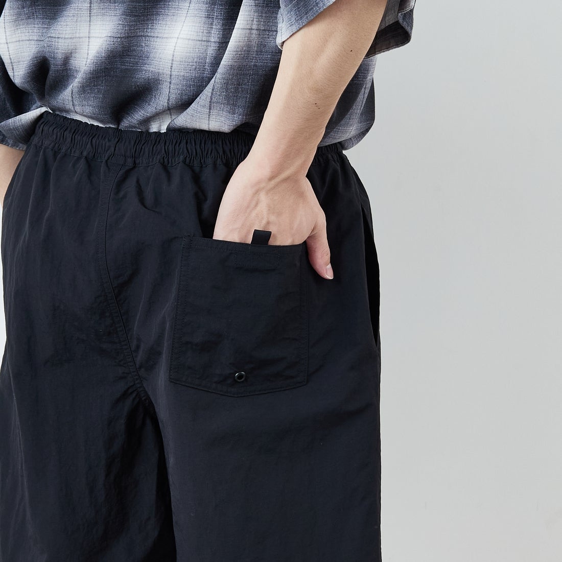 FRED PERRY [フレッドペリー] 別注 ツインティップライン ワンポイントロゴ刺繍 スイムショートパンツ [FPM-26S-020JF] BLACK/CHAM