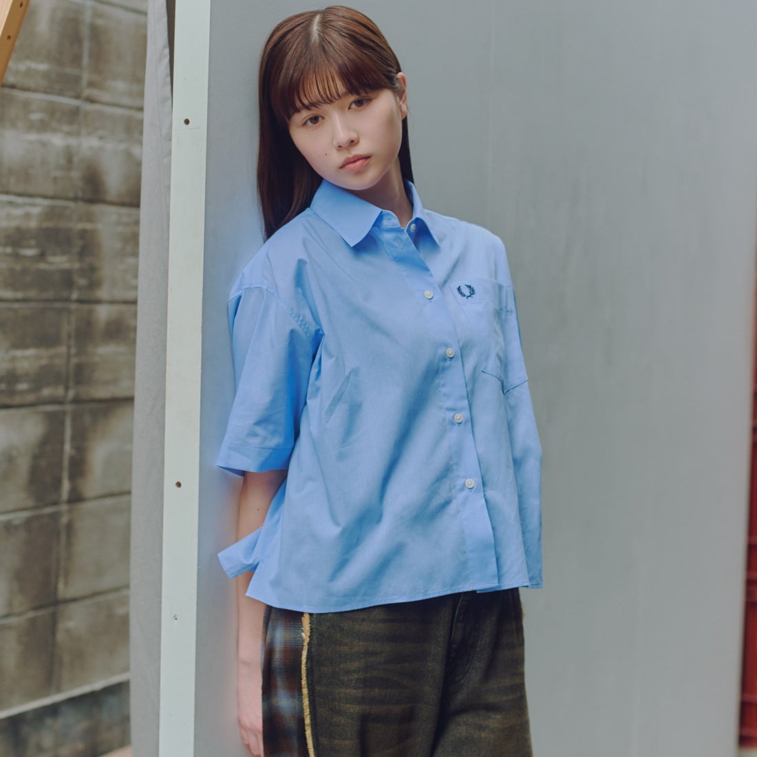 FRED PERRY [フレッドペリー] 別注 ワンポイントロゴ刺繍シアーシャツ