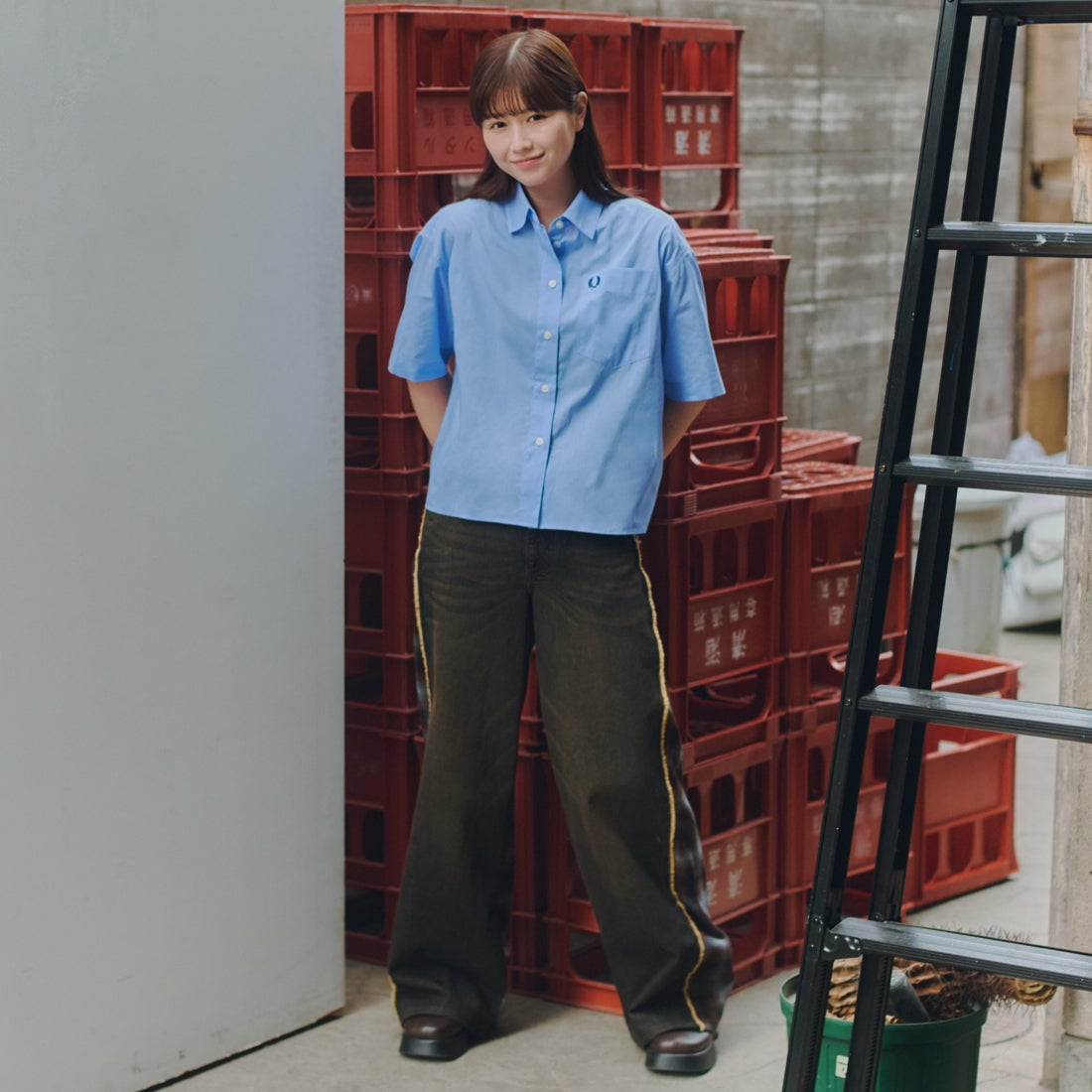 FRED PERRY [フレッドペリー] 別注 ワンポイントロゴ刺繍シアーシャツ [FPW-26S-035JF] ACE BLUE/T