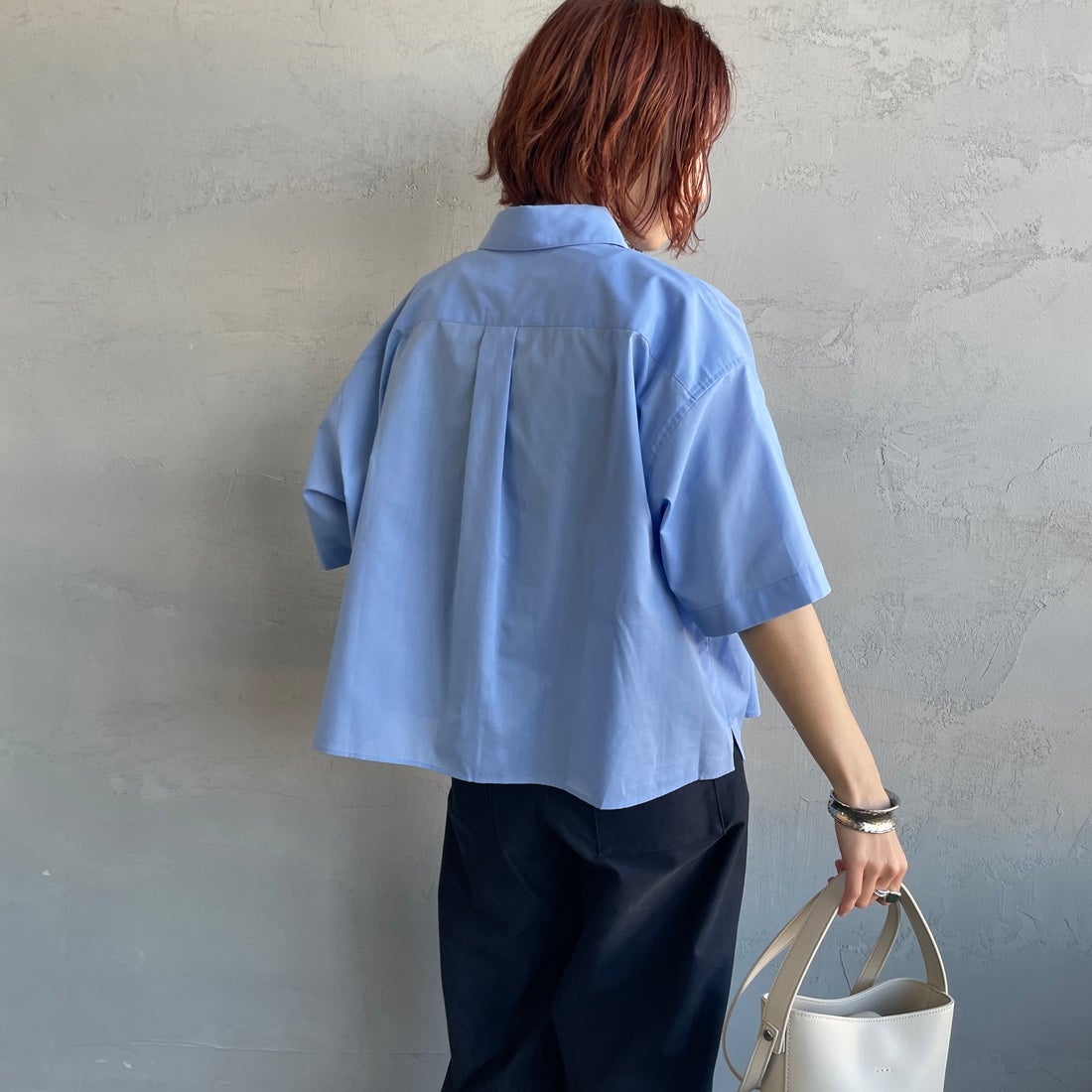 FRED PERRY [フレッドペリー] 別注 ワンポイントロゴ刺繍シアーシャツ [FPW-26S-035JF] ACE BLUE/T &&モデル身長：158cm 着用サイズ：10&&