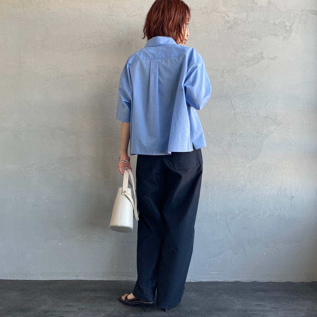 FRED PERRY [フレッドペリー] 別注 ワンポイントロゴ刺繍シアーシャツ [FPW-26S-035JF] ACE BLUE/T &&モデル身長：158cm 着用サイズ：10&&