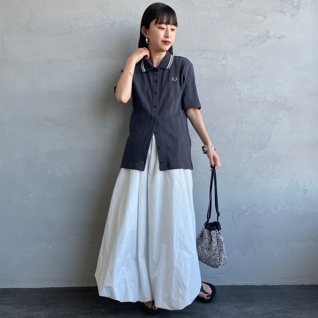 FRED PERRY [フレッドペリー] 別注 ツインティップライン リブポロシャツ [FPW-26S-033JF] ANCHOR GRE &&モデル身長：150cm 着用サイズ：10&&