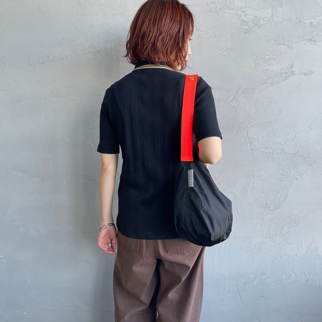 FRED PERRY [フレッドペリー] 別注 ツインティップライン リブポロシャツ [FPW-26S-033JF] BLACK/CHAM &&モデル身長：158cm 着用サイズ：10&&