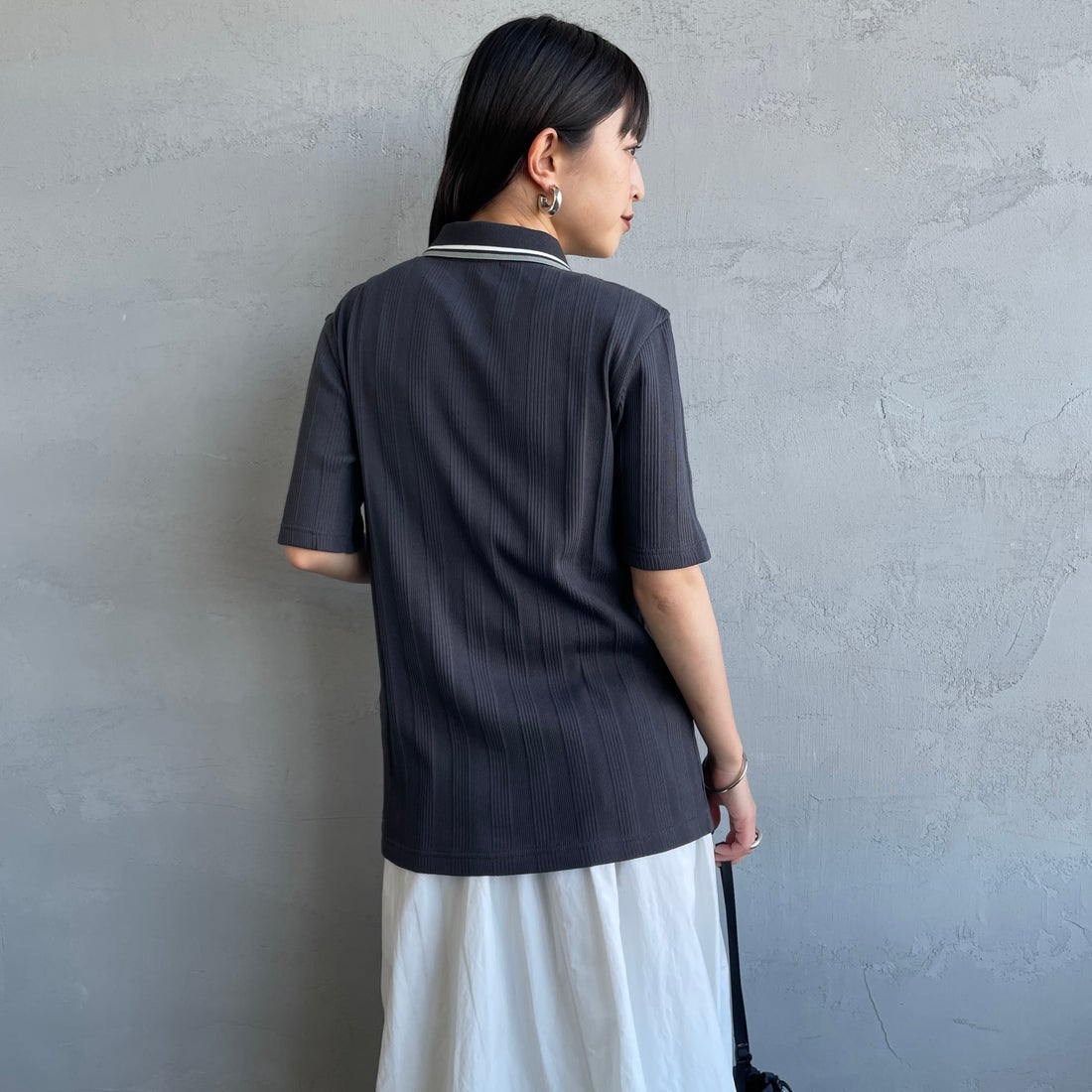 FRED PERRY [フレッドペリー] 別注 ツインティップライン リブポロシャツ [FPW-26S-033JF] ANCHOR GRE &&モデル身長：150cm 着用サイズ：10&&Y [フレッドペリー] 別注 ツインティップライン リブポロシャツ [FPW-26S-033JF] BLACK/CHAM &&モデル身長：158cm 着用サイズ：10&&