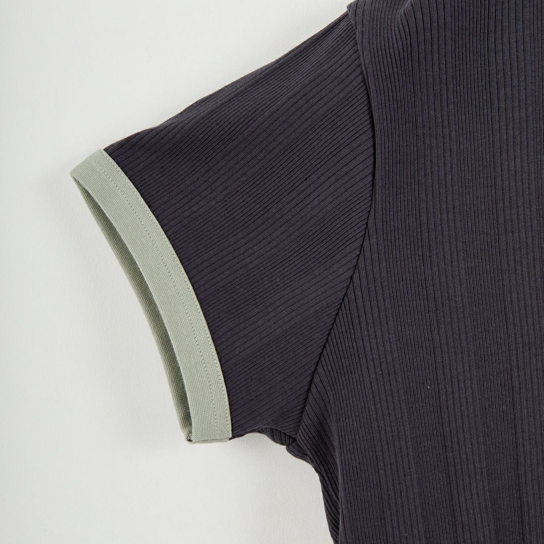 FRED PERRY [フレッドペリー] 別注 ランダムリブ ワンポイントロゴ刺繍リンガーTシャツ [FPW-26S-032JF] ANCHOR GRE