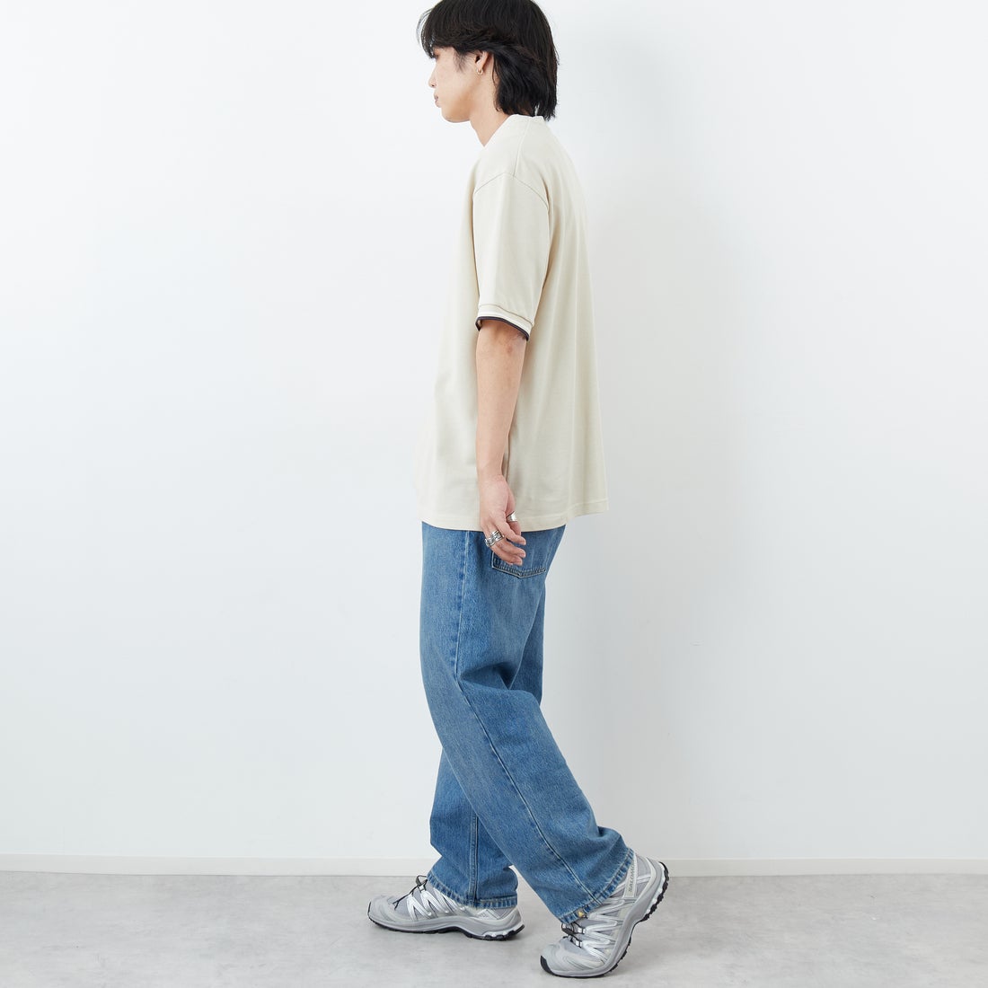 FRED PERRY [フレッドペリー] 別注 ツインティップライン ワイドシルエット鹿の子Tシャツ [FPM-26S-021JF] OATMEAL/SN &&モデル身長：179cm 着用サイズ：L&&