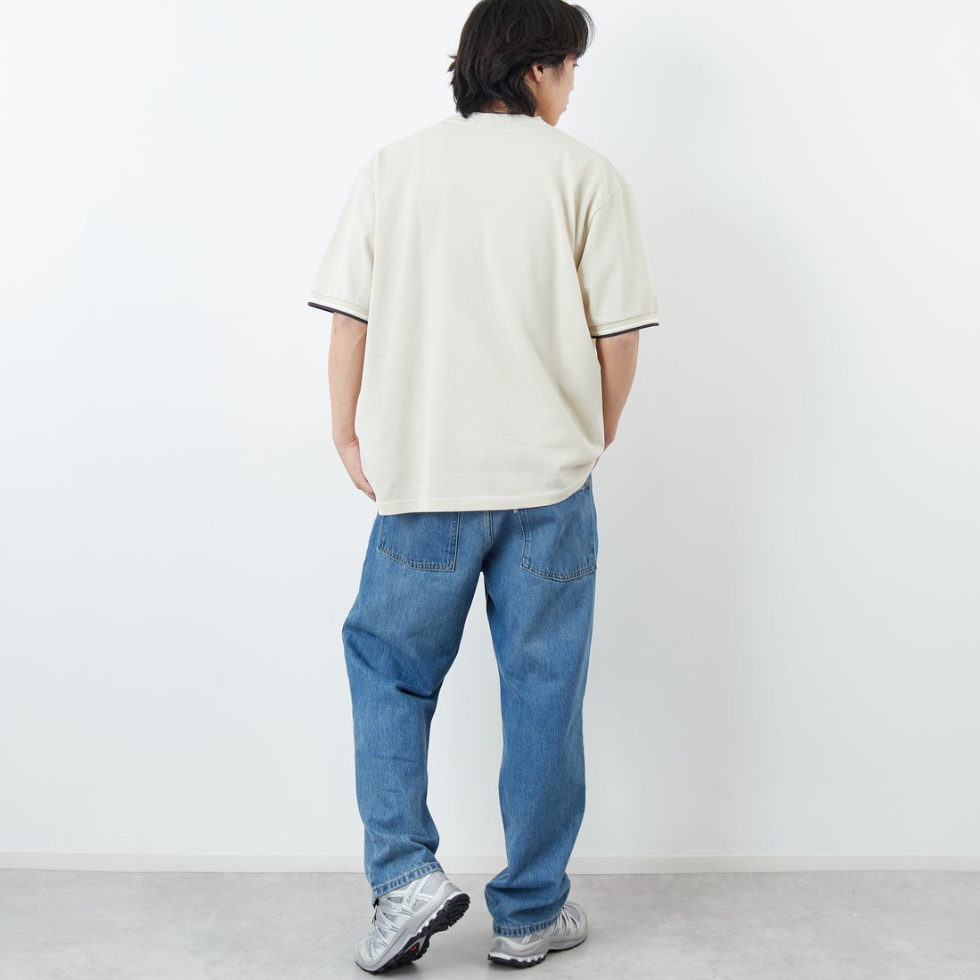 FRED PERRY [フレッドペリー] 別注 ツインティップライン ワイドシルエット鹿の子Tシャツ [FPM-26S-021JF] OATMEAL/SN &&モデル身長：179cm 着用サイズ：L&&