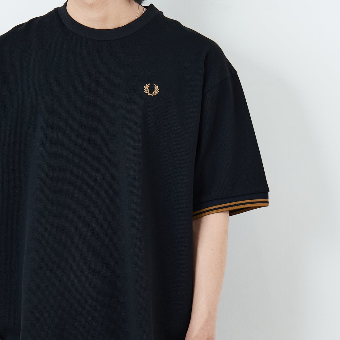FRED PERRY [フレッドペリー] 別注 ツインティップライン ワイドシルエット鹿の子Tシャツ [FPM-26S-021JF] BLACK/DARK