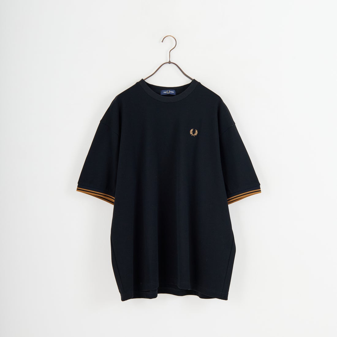 FRED PERRY [フレッドペリー] 別注 ツインティップライン ワイドシルエット鹿の子Tシャツ [FPM-26S-021JF] BLACK/DARK