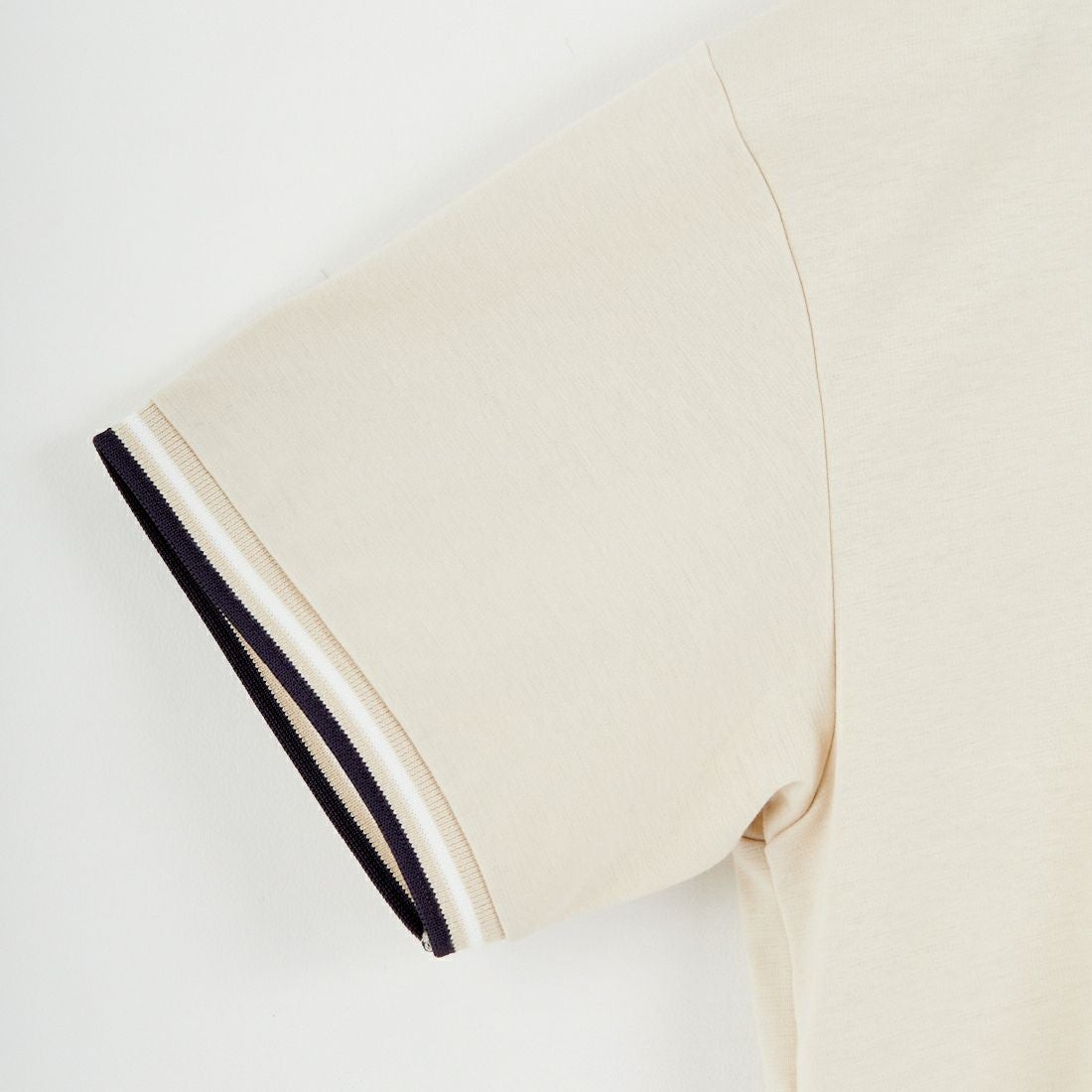 FRED PERRY [フレッドペリー] 別注 ツインティップライン ワンポイントロゴ刺繍 ショートポンチTシャツ [FPW-26S-034-JF] OATMEAL/SN