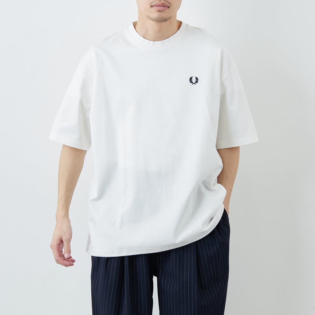 SNOW WHITE&&モデル身長：168cm 着用サイズ：L&&