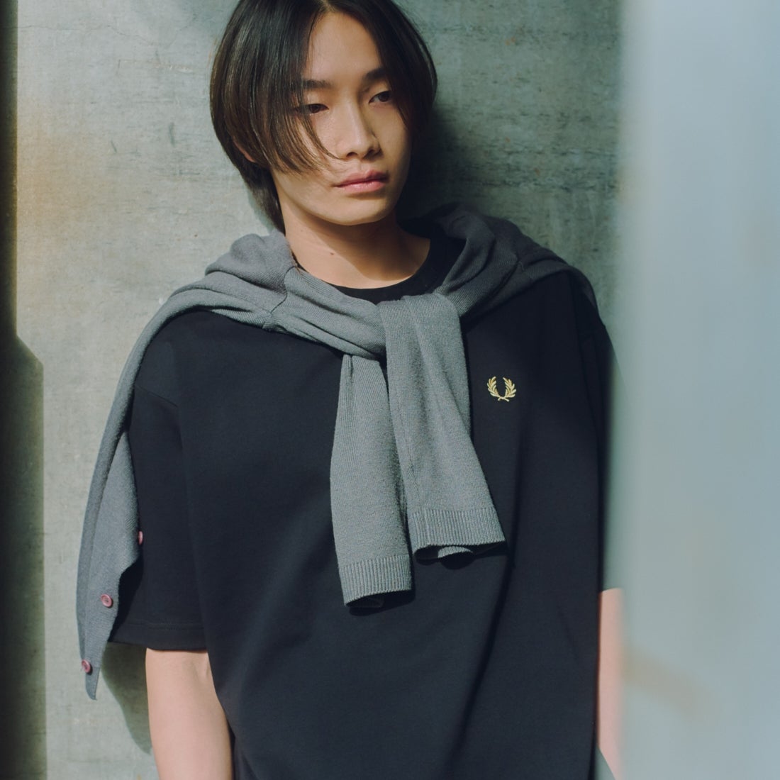 FRED PERRY [フレッドペリー] 別注 ワンポイントロゴ刺繍 ポンチドローコードTシャツ [FPM-26S-022JF] ANCHOR GRE