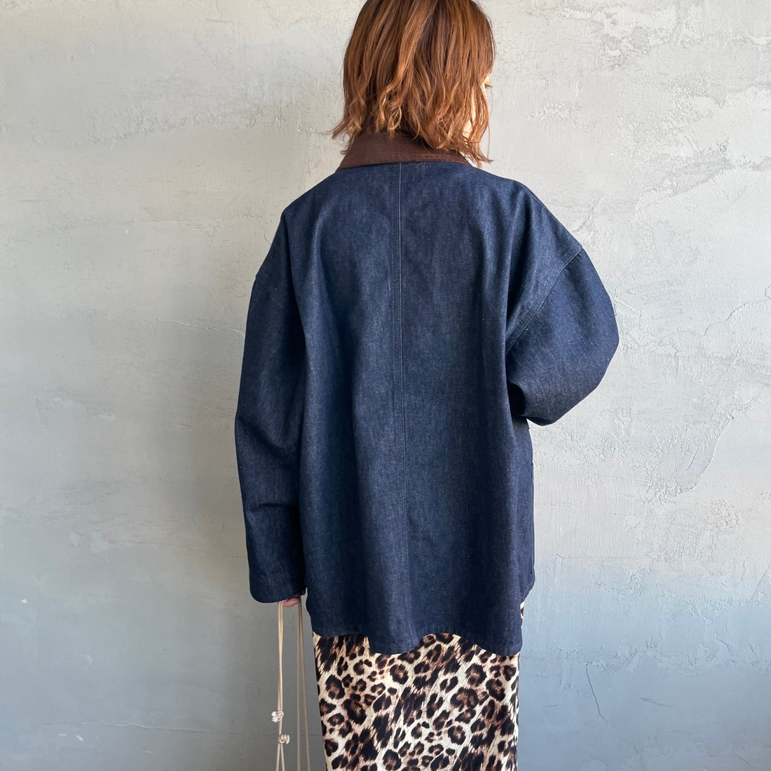 UNIVERSAL OVERALL [ユニバーサルオーバーオール] 別注 コーデュロイ襟 カバーオールジャケット [U2612225IN-JF] ﾃﾞﾆﾑ &&モデル身長：158cm 着用サイズ：S&&