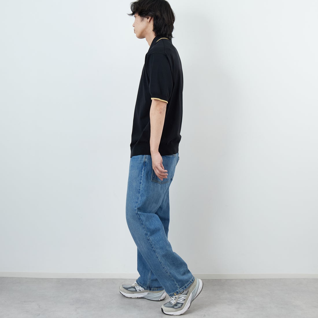 FRED PERRY [フレッドペリー] 別注 シングルティップライン サマーニットポロシャツ [FPM-26S-024JF] BLACK/CHAM &&モデル身長：179cm 着用サイズ：L&&