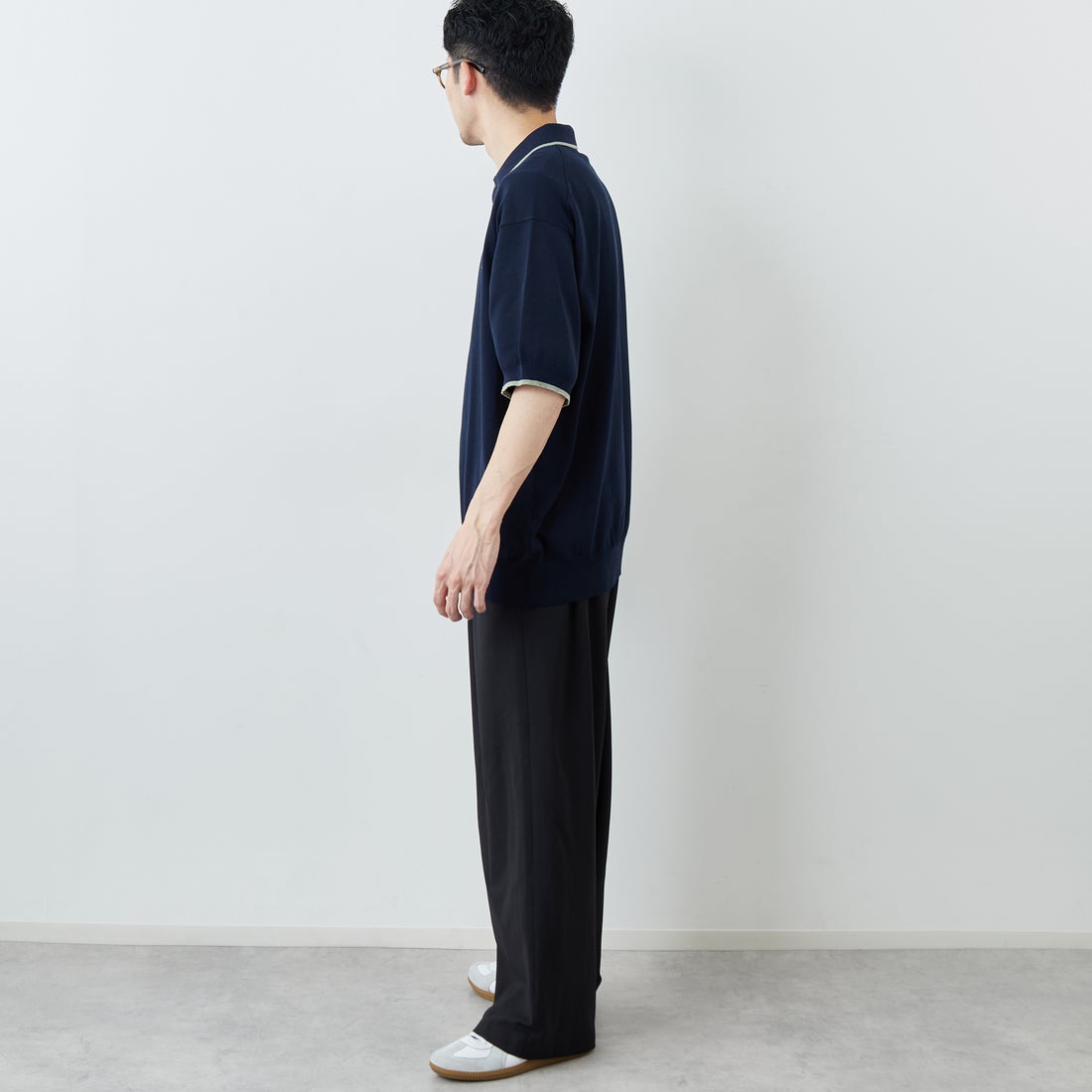 FRED PERRY [フレッドペリー] 別注 シングルティップライン サマーニットポロシャツ [FPM-26S-024JF] NAVY/SEAGR &&モデル身長：168cm 着用サイズ：L&&