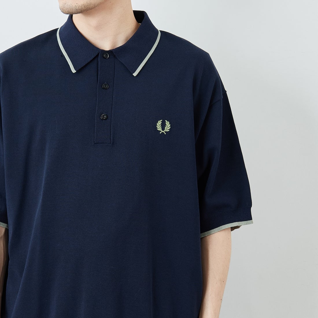 FRED PERRY [フレッドペリー] 別注 シングルティップライン サマーニットポロシャツ [FPM-26S-024JF] NAVY/SEAGR