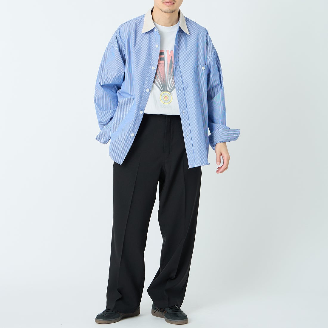 UNIVERSAL OVERALL [ユニバーサルオーバーオール] 別注 ビッグシルエット パジャマシャツ [U2611100IN-JF] BLUE ST2 &&モデル身長：168cm 着用サイズ：M&&