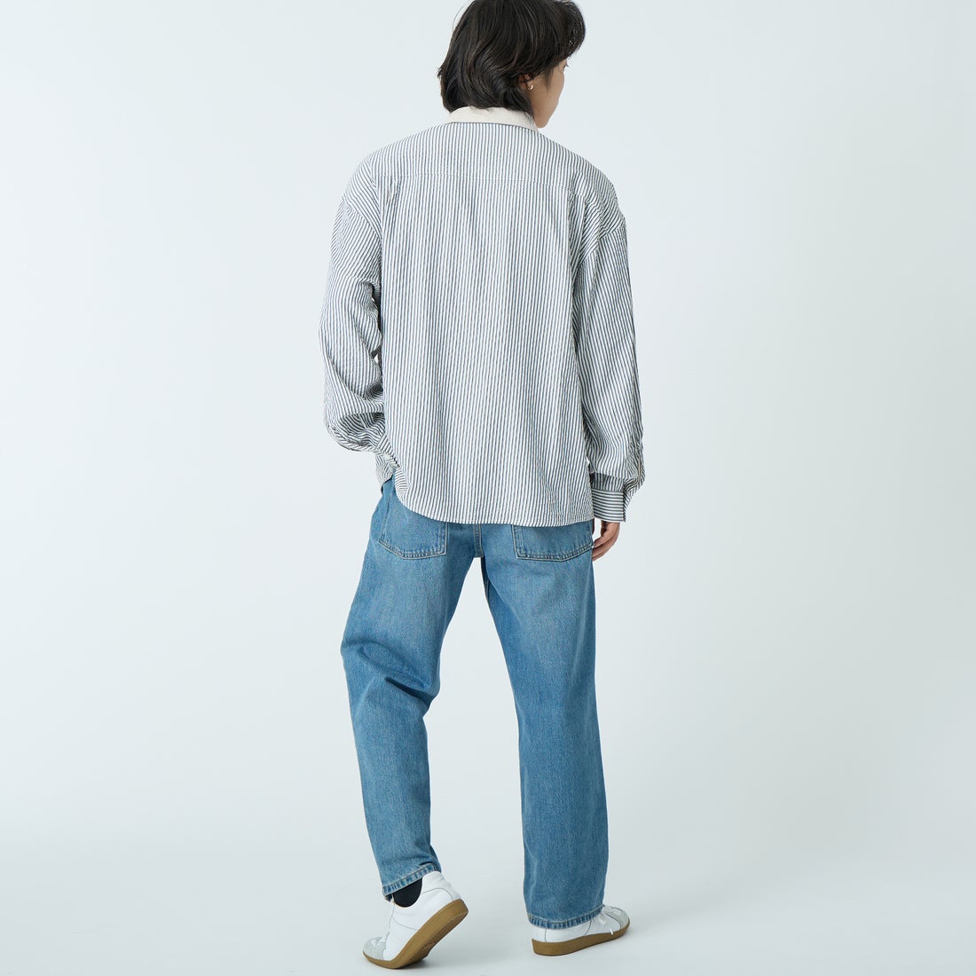 UNIVERSAL OVERALL [ユニバーサルオーバーオール] 別注 ビッグシルエット パジャマシャツ [U2611100IN-JF] BLK STRIPE &&モデル身長：179cm 着用サイズ：L&&