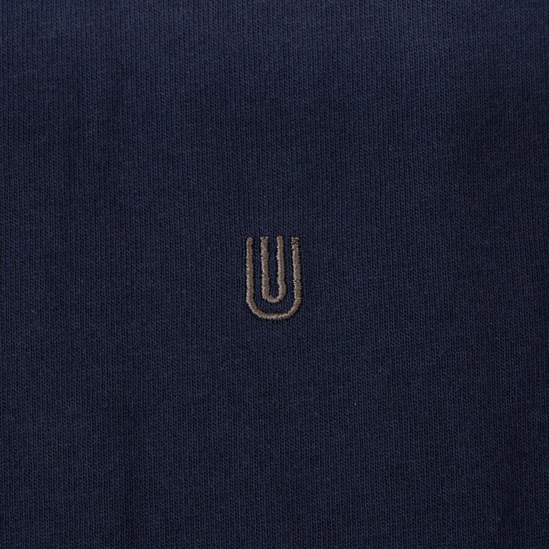 UNIVERSAL OVERALL [ユニバーサルオーバーオール] 別注 ワンポイントロゴ刺繍 ロングスリーブTシャツ [U2613215IN-JF] NVY/CHR