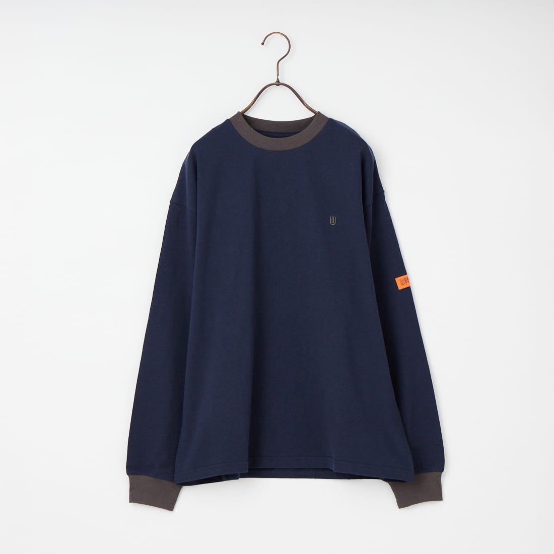 UNIVERSAL OVERALL [ユニバーサルオーバーオール] 別注 ワンポイントロゴ刺繍 ロングスリーブTシャツ [U2613215IN-JF] NVY/CHR