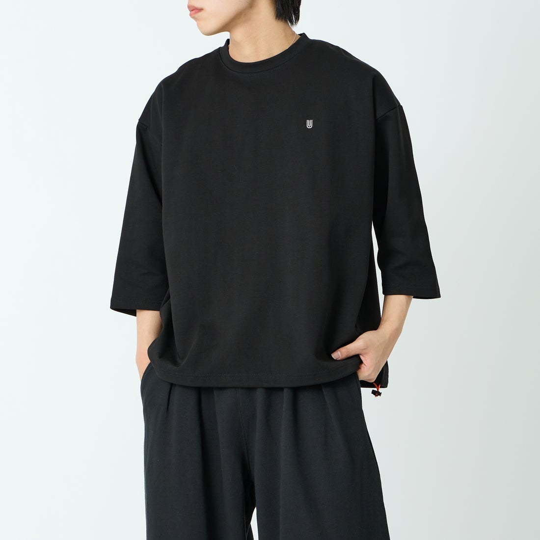 BLACK&&モデル身長：179cm 着用サイズ：L&&