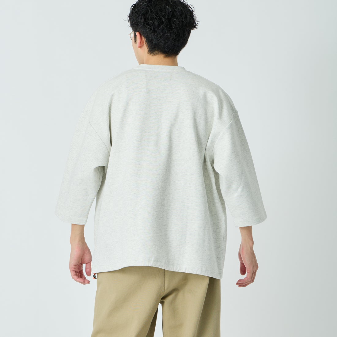 UNIVERSAL OVERALL [ユニバーサルオーバーオール] 別注 7分袖ドローコード付きポンチTシャツ [U2611280IN-JF] ASH &&モデル身長：168cm 着用サイズ：M&&