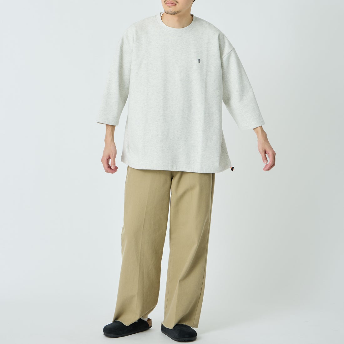 UNIVERSAL OVERALL [ユニバーサルオーバーオール] 別注 7分袖ドローコード付きポンチTシャツ [U2611280IN-JF] ASH &&モデル身長：168cm 着用サイズ：M&&