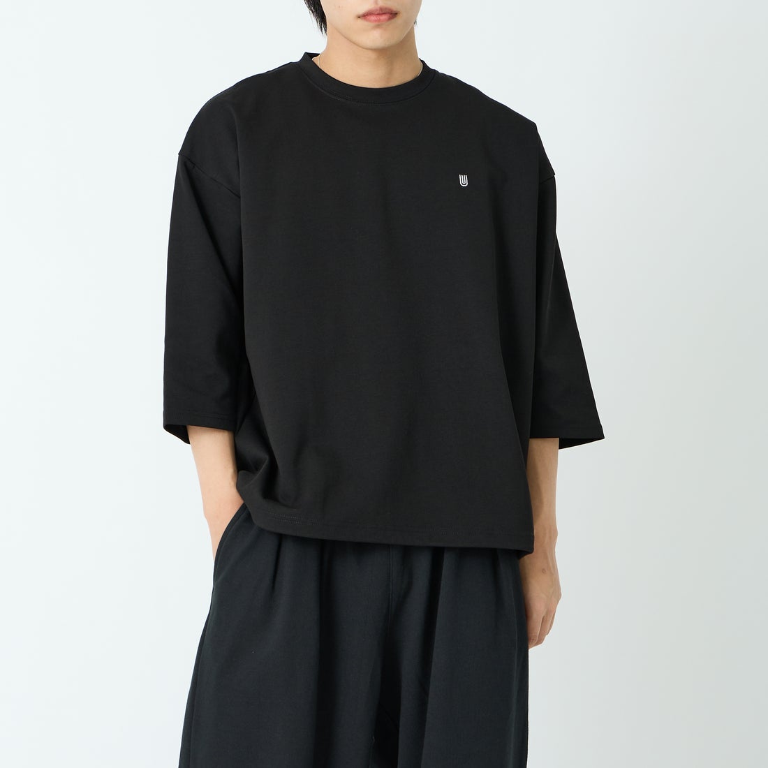 UNIVERSAL OVERALL [ユニバーサルオーバーオール] 別注 7分袖ドローコード付きポンチTシャツ [U2611280IN-JF] BLACK &&モデル身長：179cm 着用サイズ：L&&