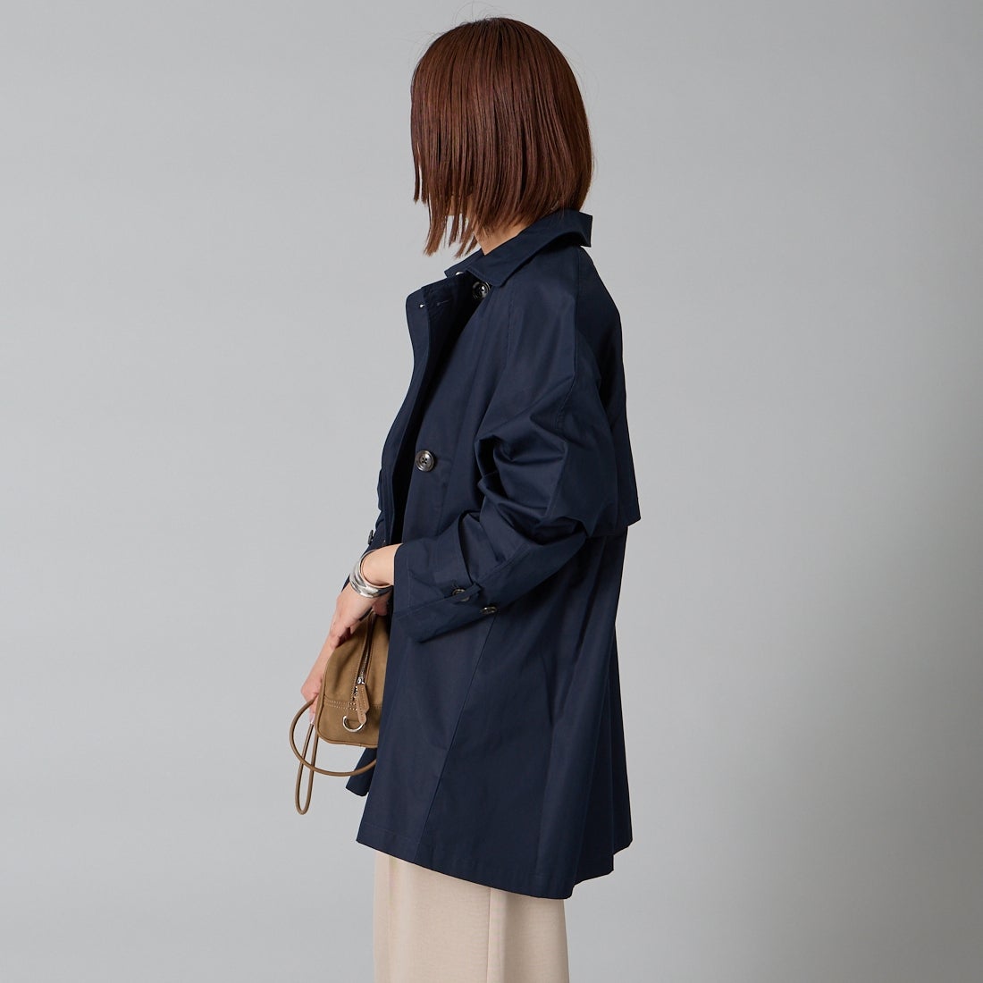 Jeans Factory Clothes [ジーンズファクトリークローズ] ミドル丈Aライントレンチコート [IN2-CT-6] 24 NAVY &&モデル身長：159cm 着用サイズ：F&&