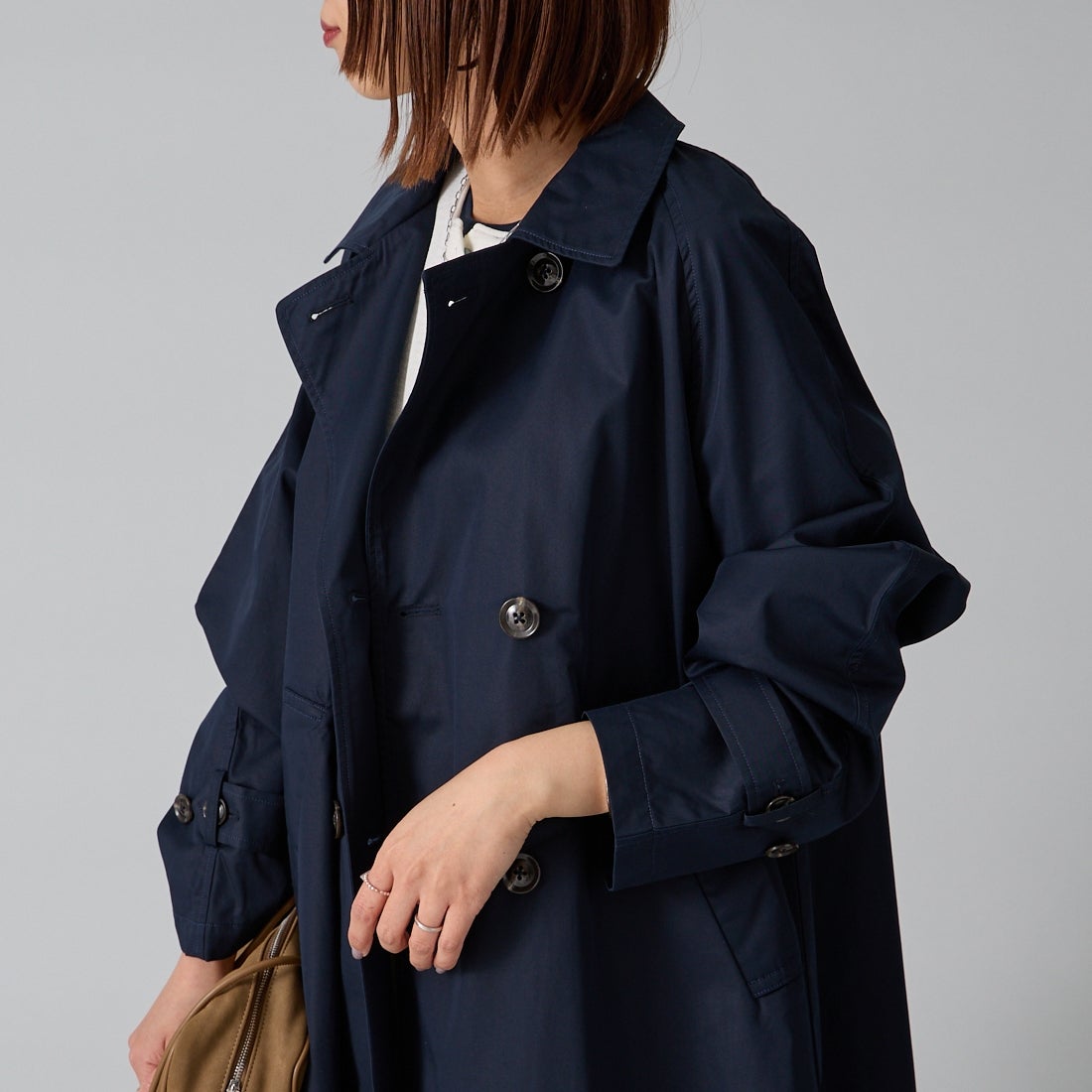 Jeans Factory Clothes [ジーンズファクトリークローズ] ミドル丈Aライントレンチコート [IN2-CT-6] 24 NAVY &&モデル身長：159cm 着用サイズ：F&&